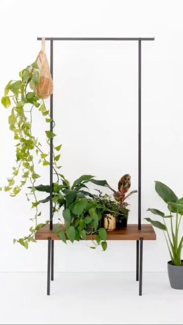 Oma puhaste joontega keskendub disainikeel olulisele.
Mööbel ja koduaksessuarid nonoo.ee lehelt