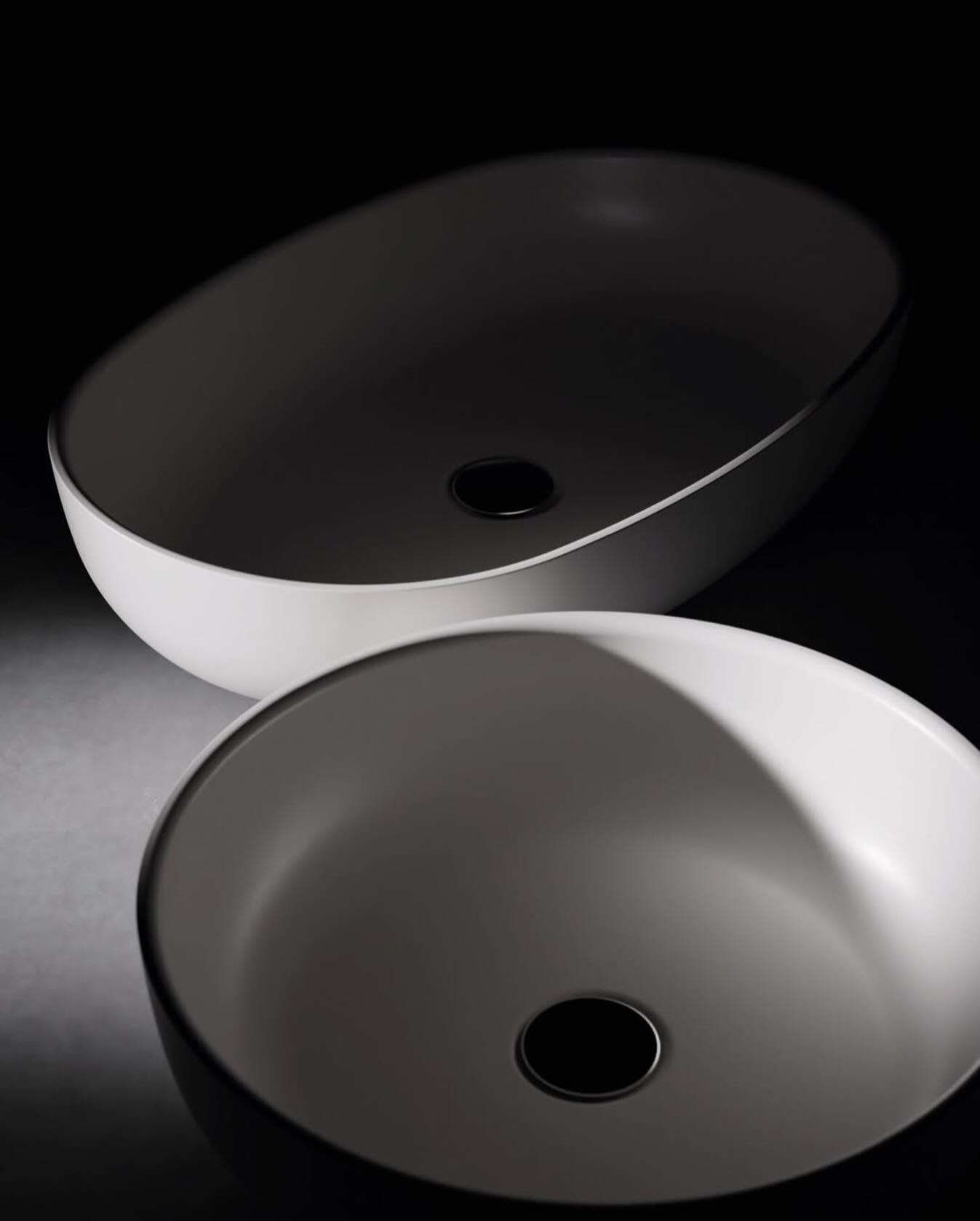 TÄIUSLIKUS TASAKAALUS DISAIN.
Vormide mitmekesisus selge iseloomuga: Steinberg Solid Surface materjalist valamud paistavad silma voolavate geomeetriate, täpsete servade ja sametiselt mati pinnaga.
Erinevates vormides ja proportsioonides sulanduvad need harmooniliselt kaasaegsesse vannitoaarhitektuuri – puhtad, ajatud ja mitmekülgselt kombineeritavad.